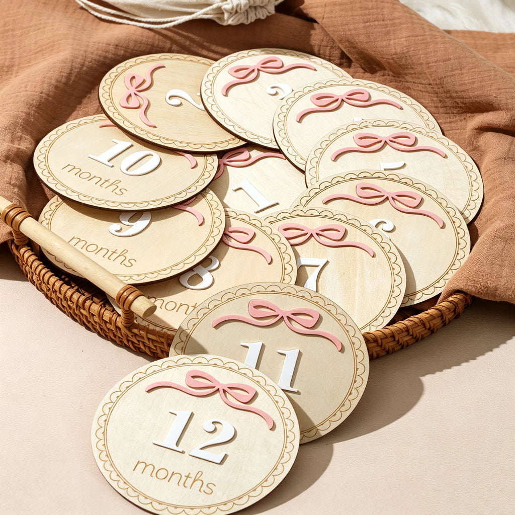 Ylsteed Newborn Photography 1-12 Months Baby Milestone Wooden Discs Pink Bow 3D Engraved Photo Props Keepsake Cards Shower -HD