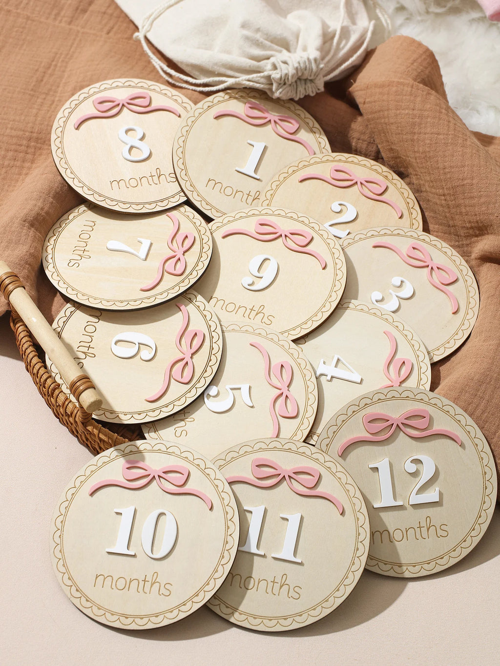 Ylsteed Newborn Photography 1-12 Months Baby Milestone Wooden Discs Pink Bow 3D Engraved Photo Props Keepsake Cards Shower -HD