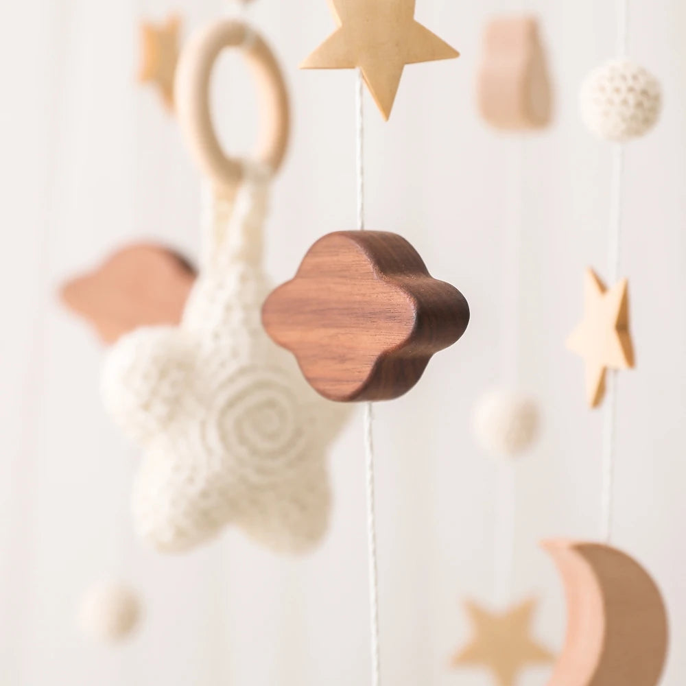 Mobile Wooden Bell Baby Toys 0-12 Months Rattle Toys Bed Newborn Crib mobile With Music Box Bed Bell Hanging Toys Crib Bracket