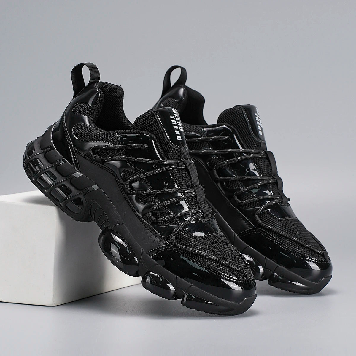 Men's Large Size Sports Shoes Outdoor Hiking Running Comfortable Casual Versatile Fashionable Training Shoes for Couples