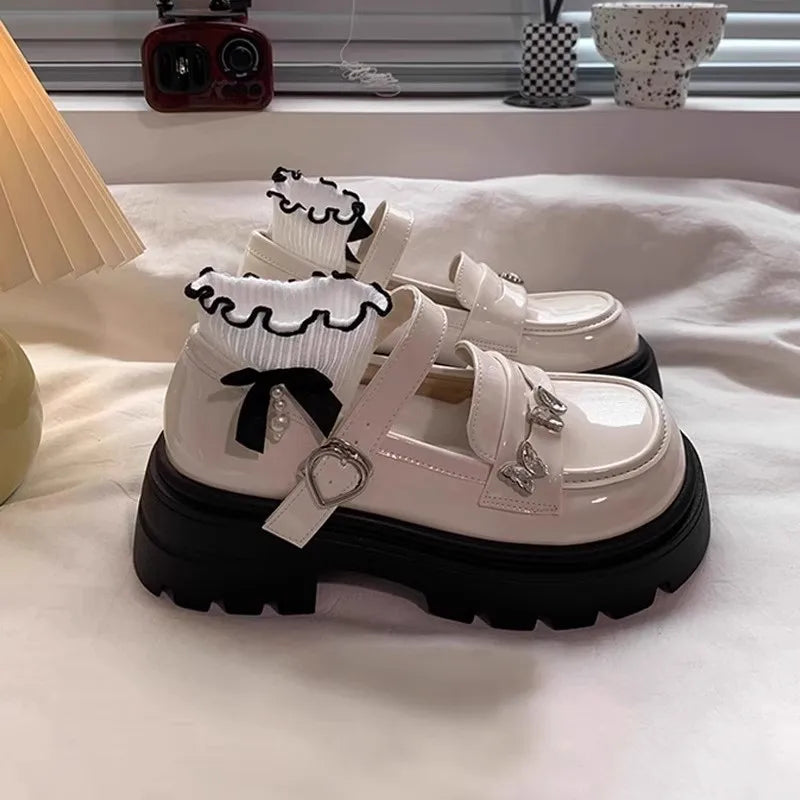 Girls Black Leather Shoes for Wedding Party School Opening Soft PU Bright Skin Kids Flats with Metal Butterfly Princess Sweet