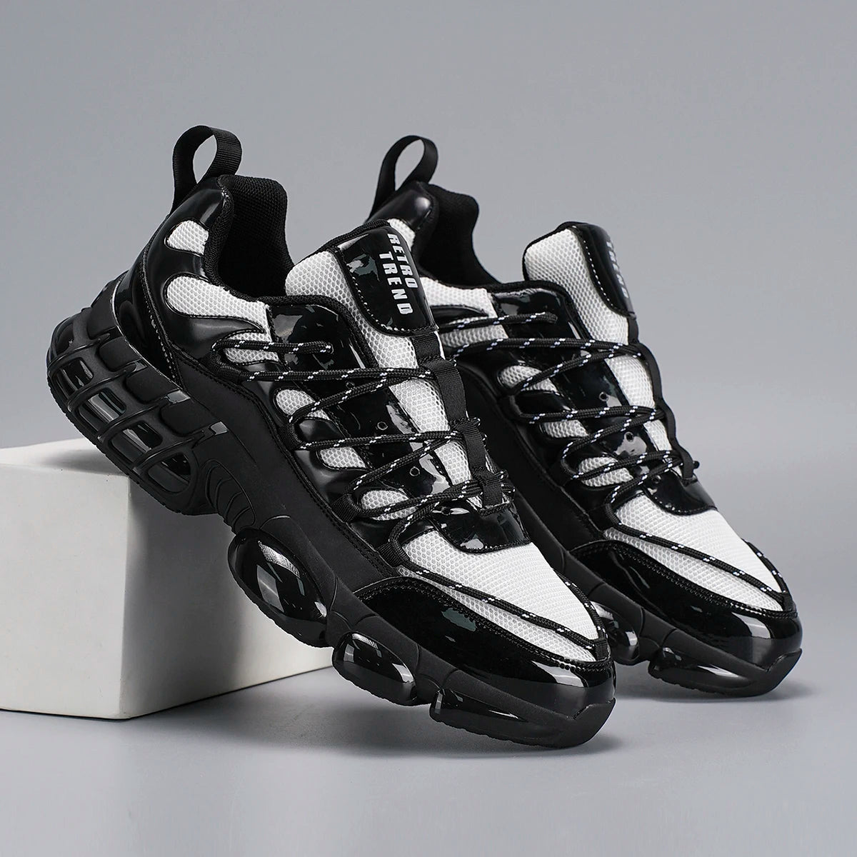 Men's Large Size Sports Shoes Outdoor Hiking Running Comfortable Casual Versatile Fashionable Training Shoes for Couples